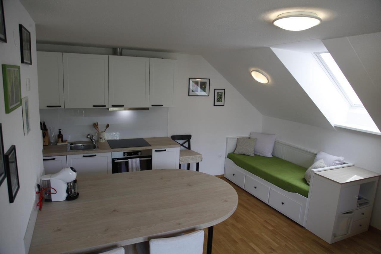 Family Apartment On Repecnik Farm In Gorje, Bled 지고르니예 고르예 외부 사진