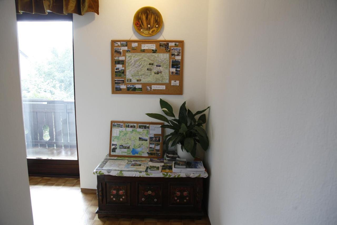 Family Apartment On Repecnik Farm In Gorje, Bled 지고르니예 고르예 외부 사진